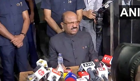 യുവ ഡോക്ടറുടെ ബലാത്സംഗക്കൊല; ആശുപത്രി അടിച്ചുതകര്‍ത്ത 9 പേര്‍ അറസ്റ്റില്‍;  'ഒപ്പമുണ്ട്' ആനന്ദബോസിന്റെ ഉറപ്പ്